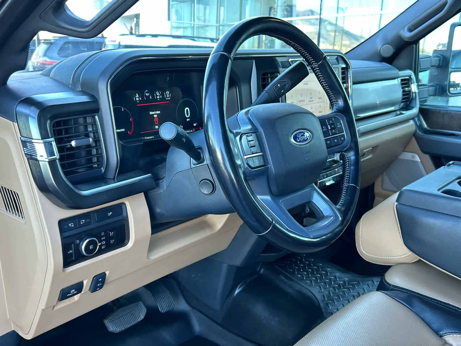 Certified 2023 Ford F350 Lariat w/ Chrome Package image 29