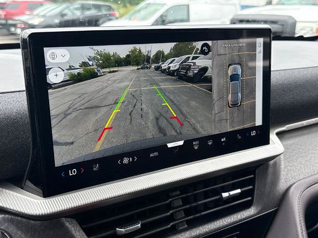 Certified 2025 Ford Explorer Platinum w/ Ultimate Package AWD/4WD image 22