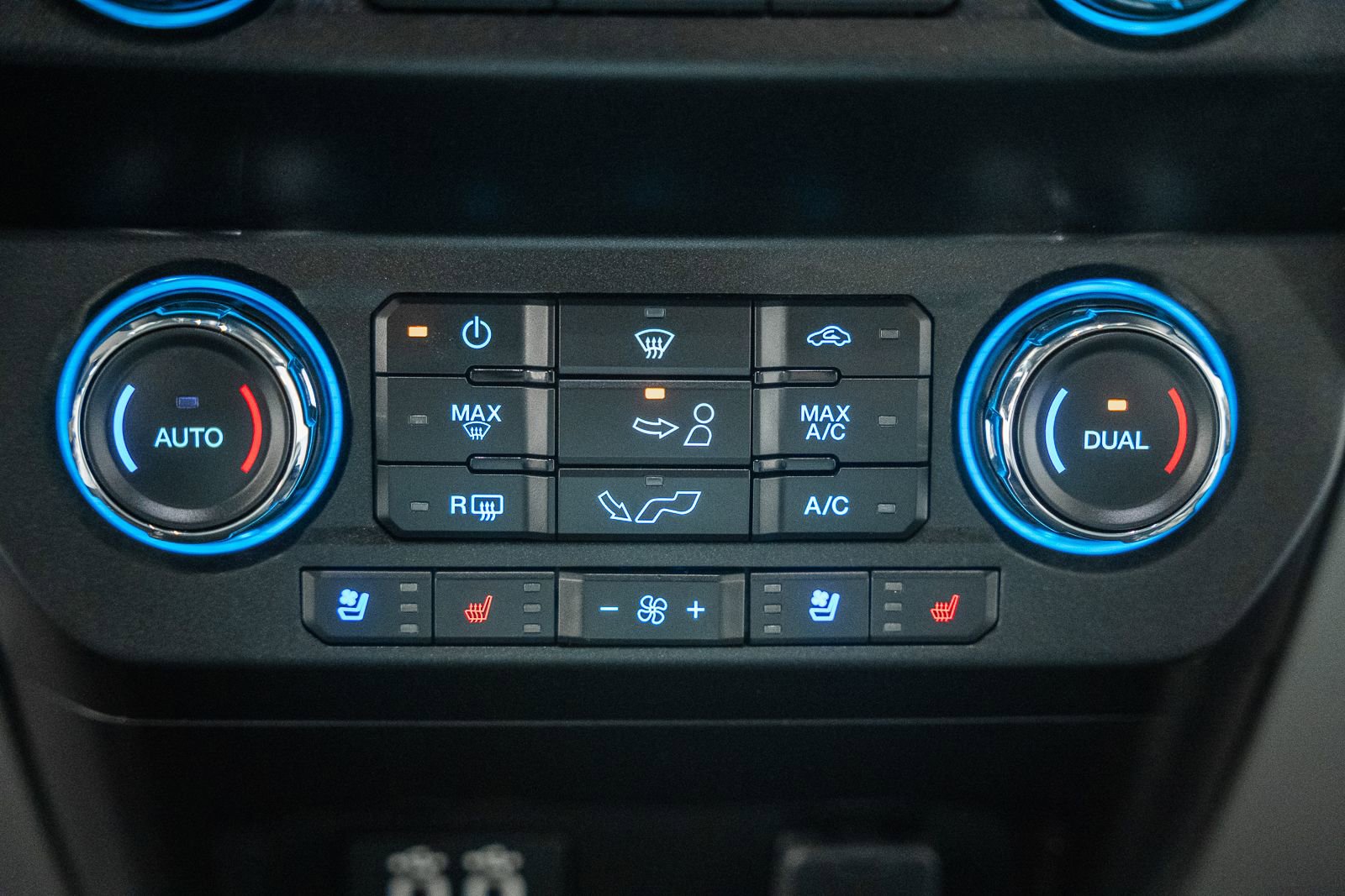 Certified 2020 Ford F150 Lariat image 33