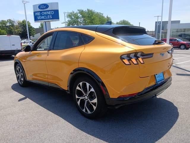 Certified 2023 Ford Mustang Mach-E Premium AWD/4WD image 5