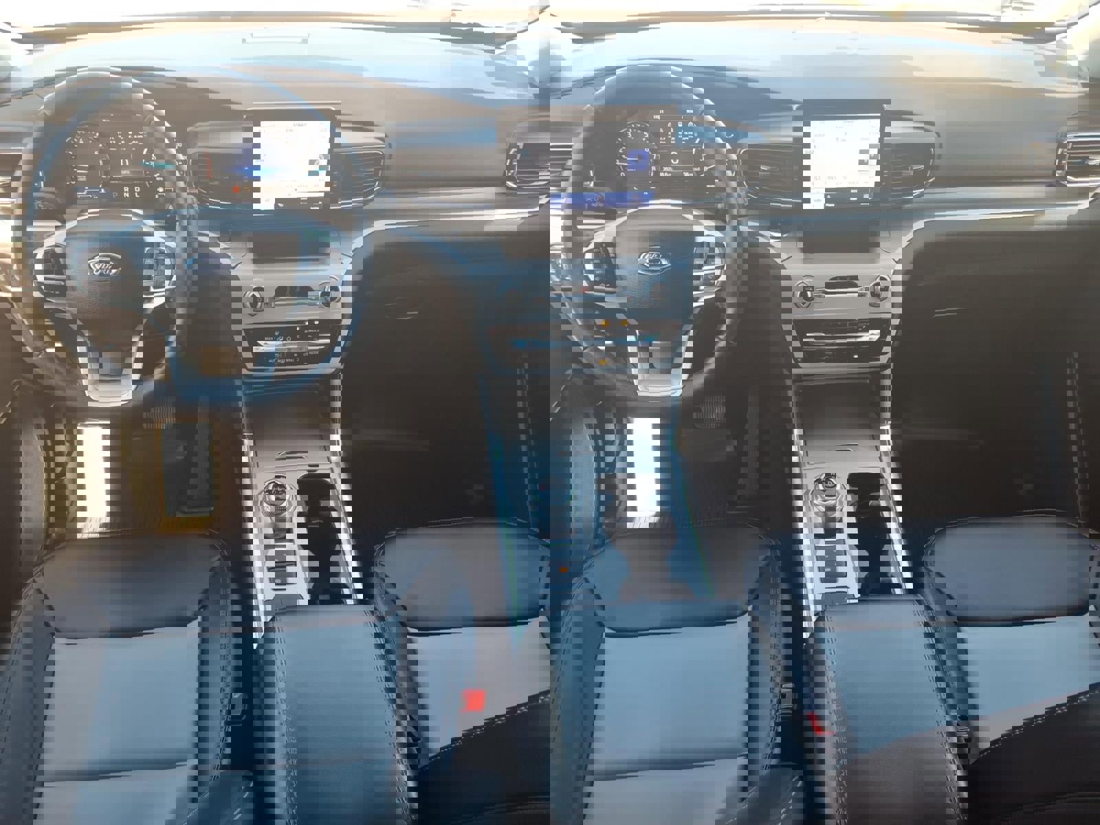 Certified 2023 Ford Explorer XLT w/ Equipment Group 202A image 20