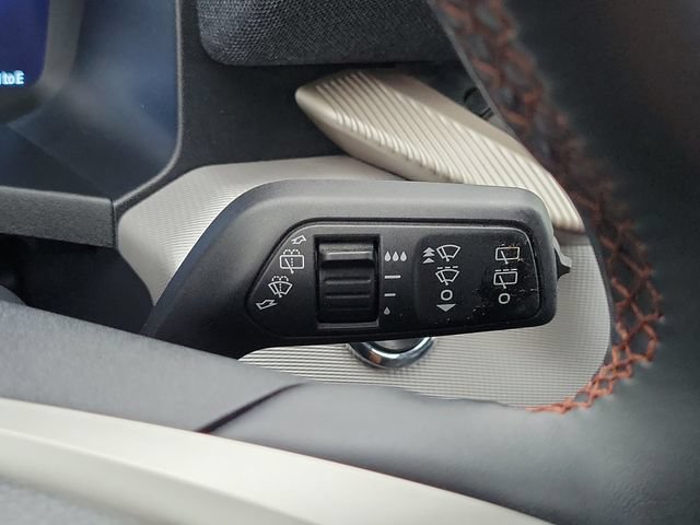 Certified 2025 Ford Explorer Active AWD/4WD image 17