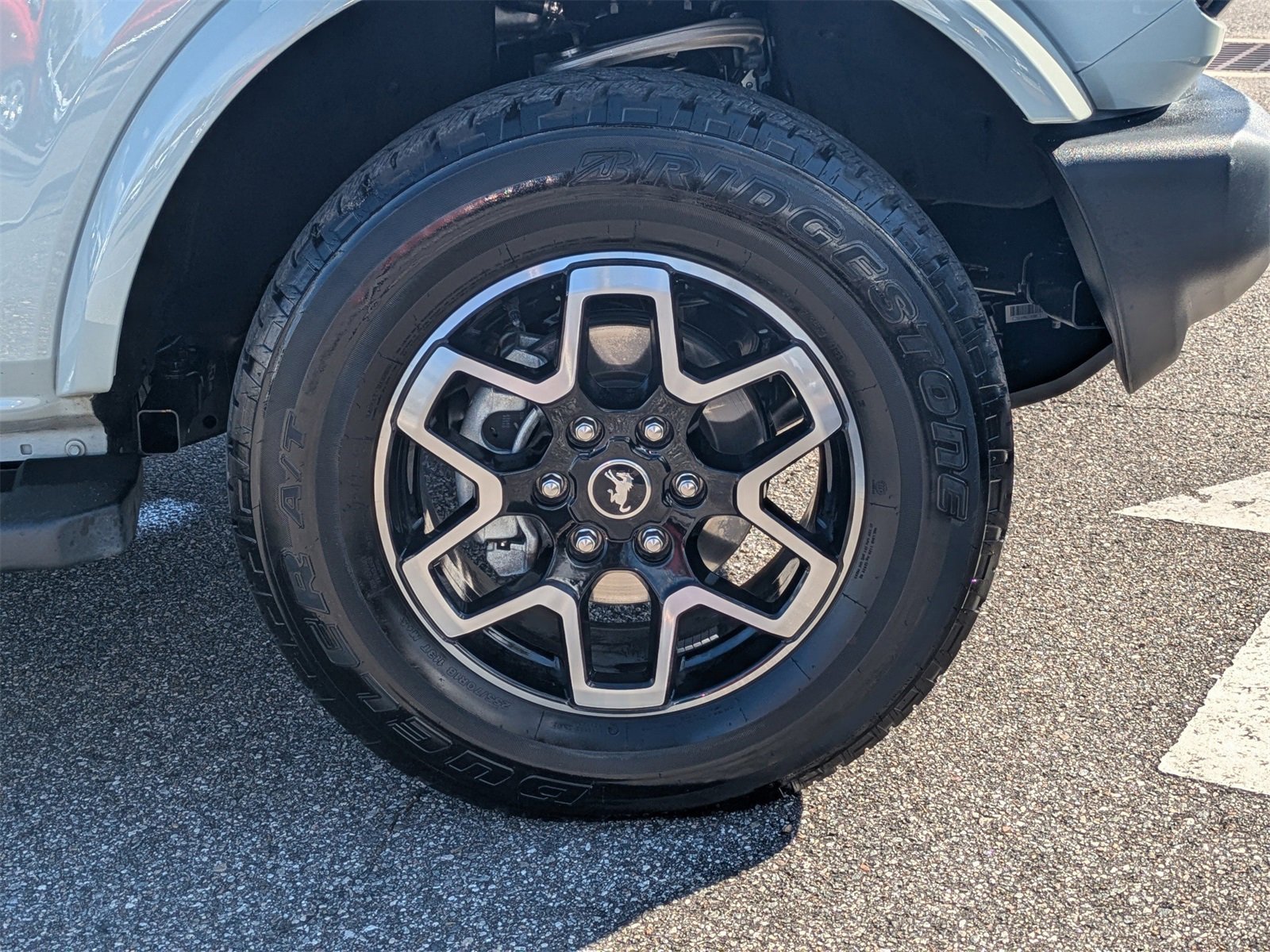 Certified 2023 Ford Bronco Outer Banks image 11