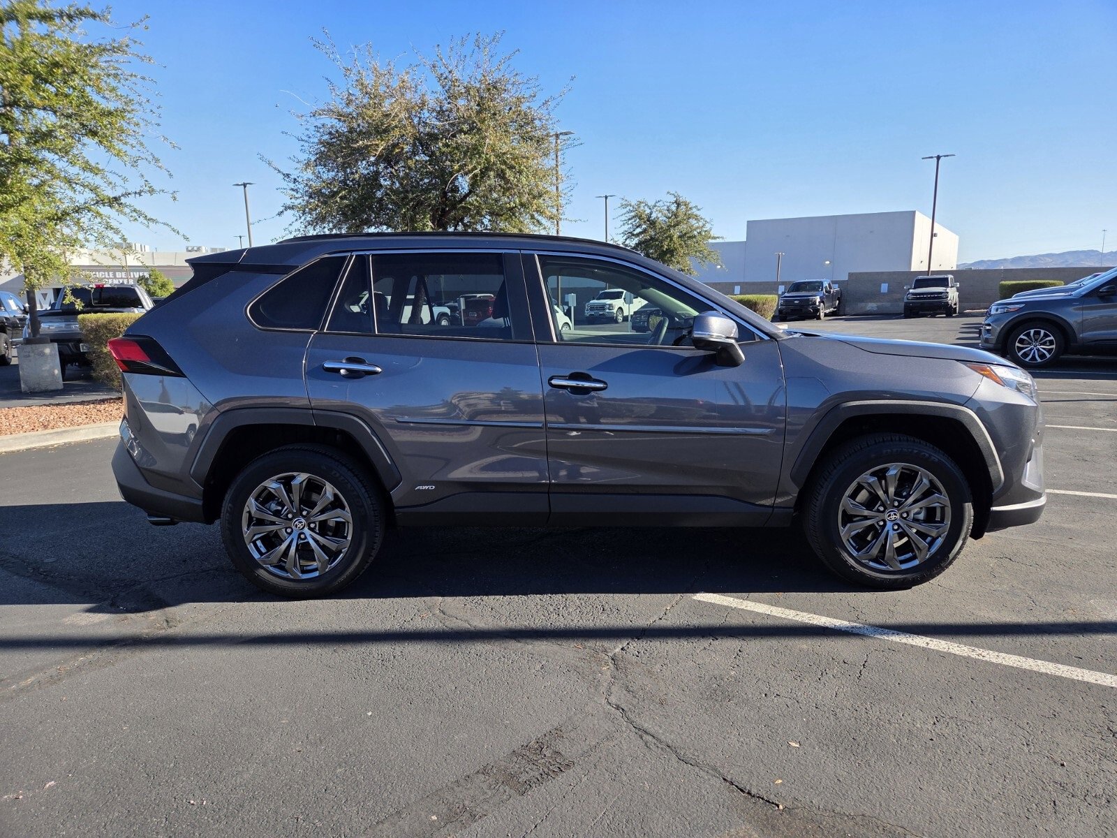 Used 2024 Toyota RAV4 Limited image 7