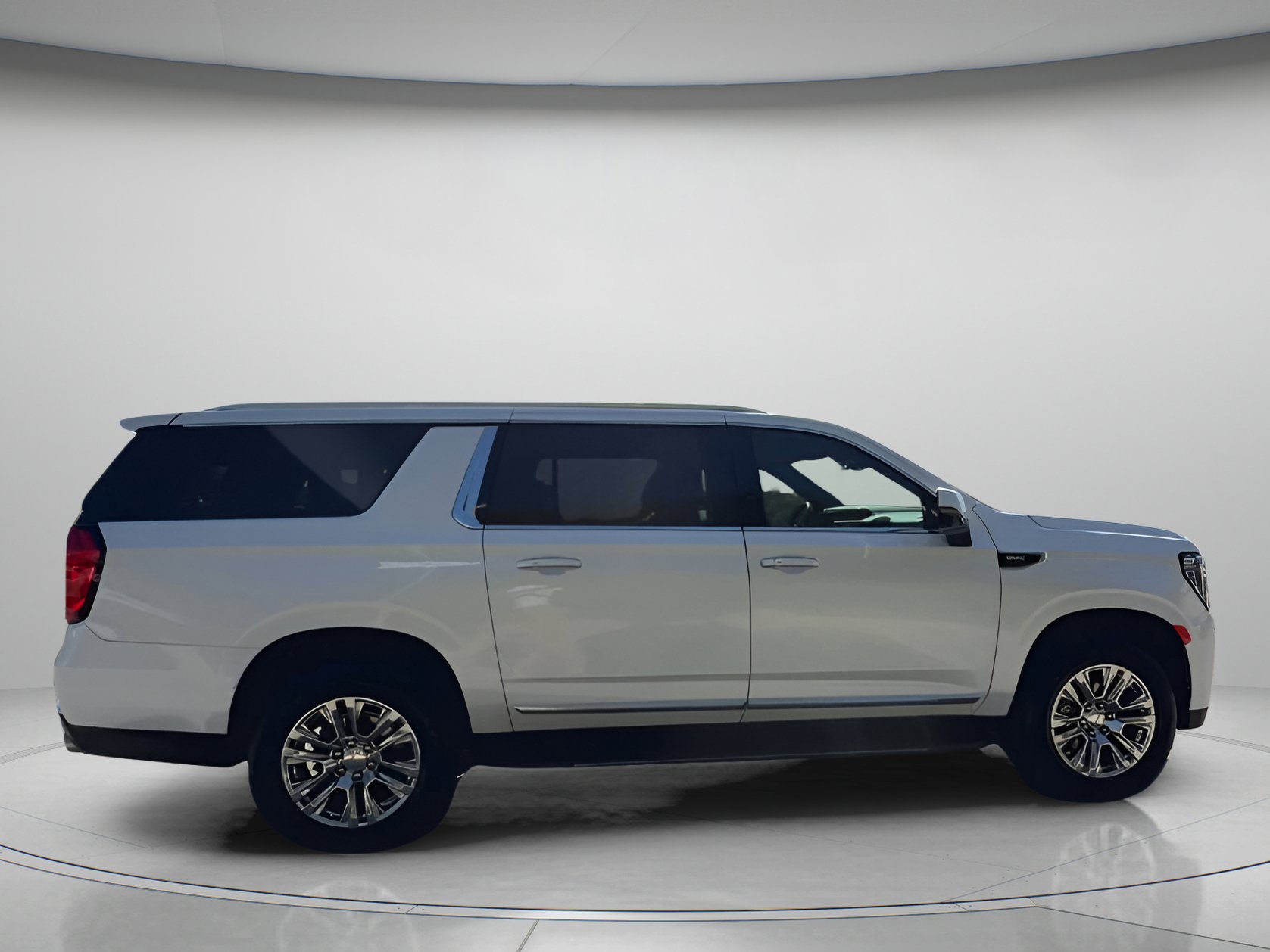 Used 2024 GMC Yukon XL Denali image 31
