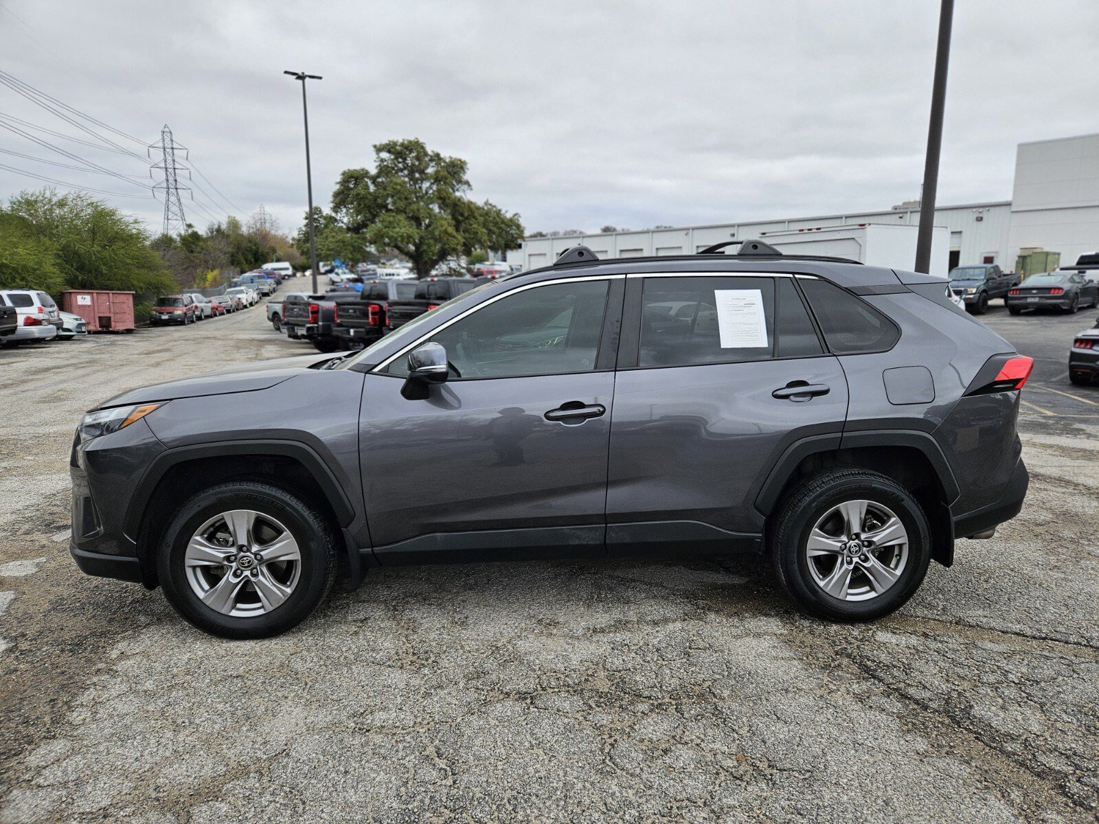 Used 2023 Toyota RAV4 XLE image 6