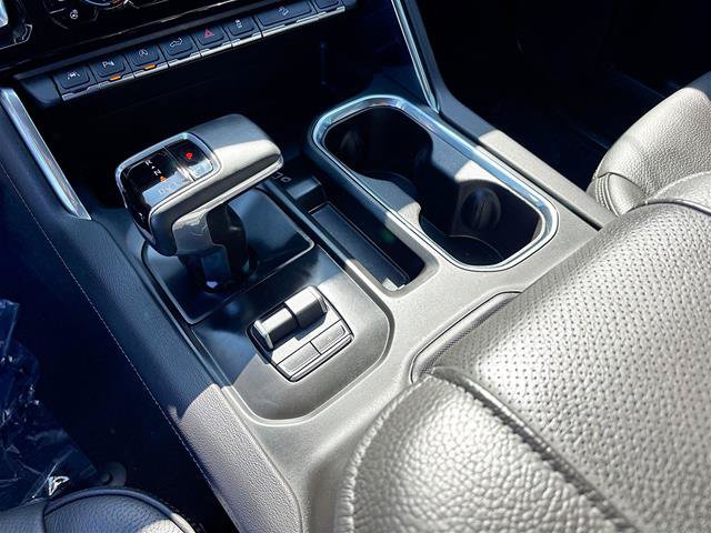 Used 2025 GMC Sierra 1500 Denali AWD/4WD image 18