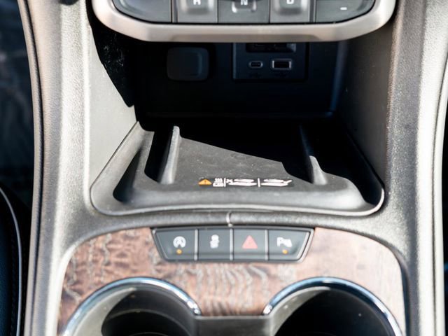 Used 2023 GMC Acadia Denali w/ Black Diamond Edition image 31