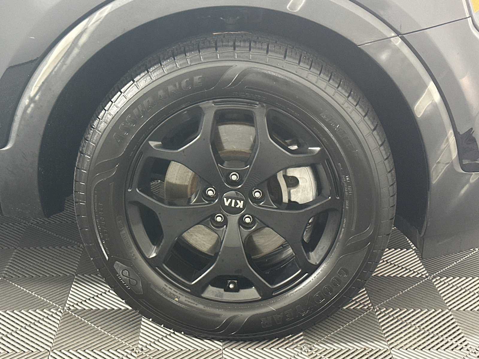 Used 2020 Kia Telluride EX FWD image 14
