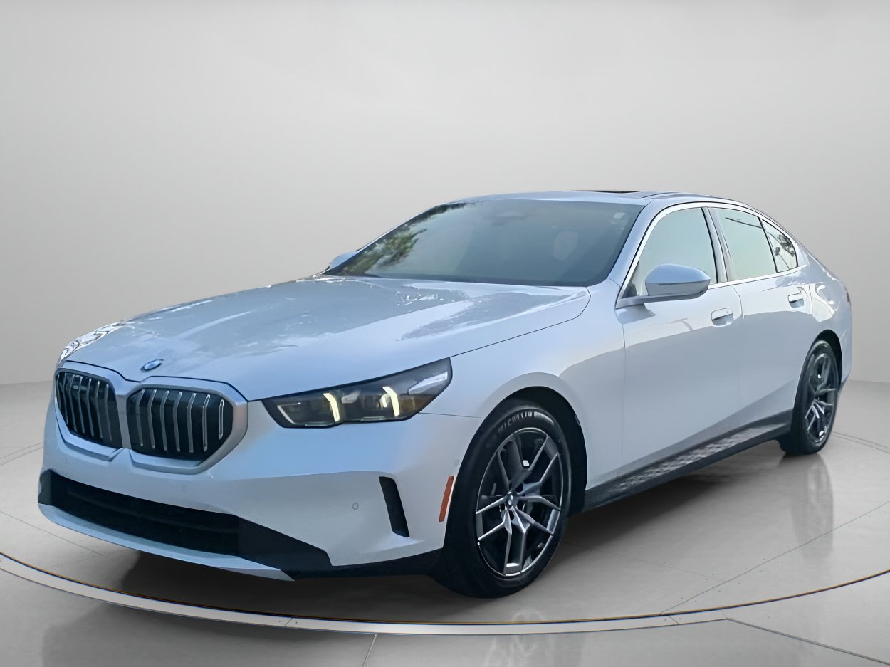 Used 2026 BMW 530i RWD image 12