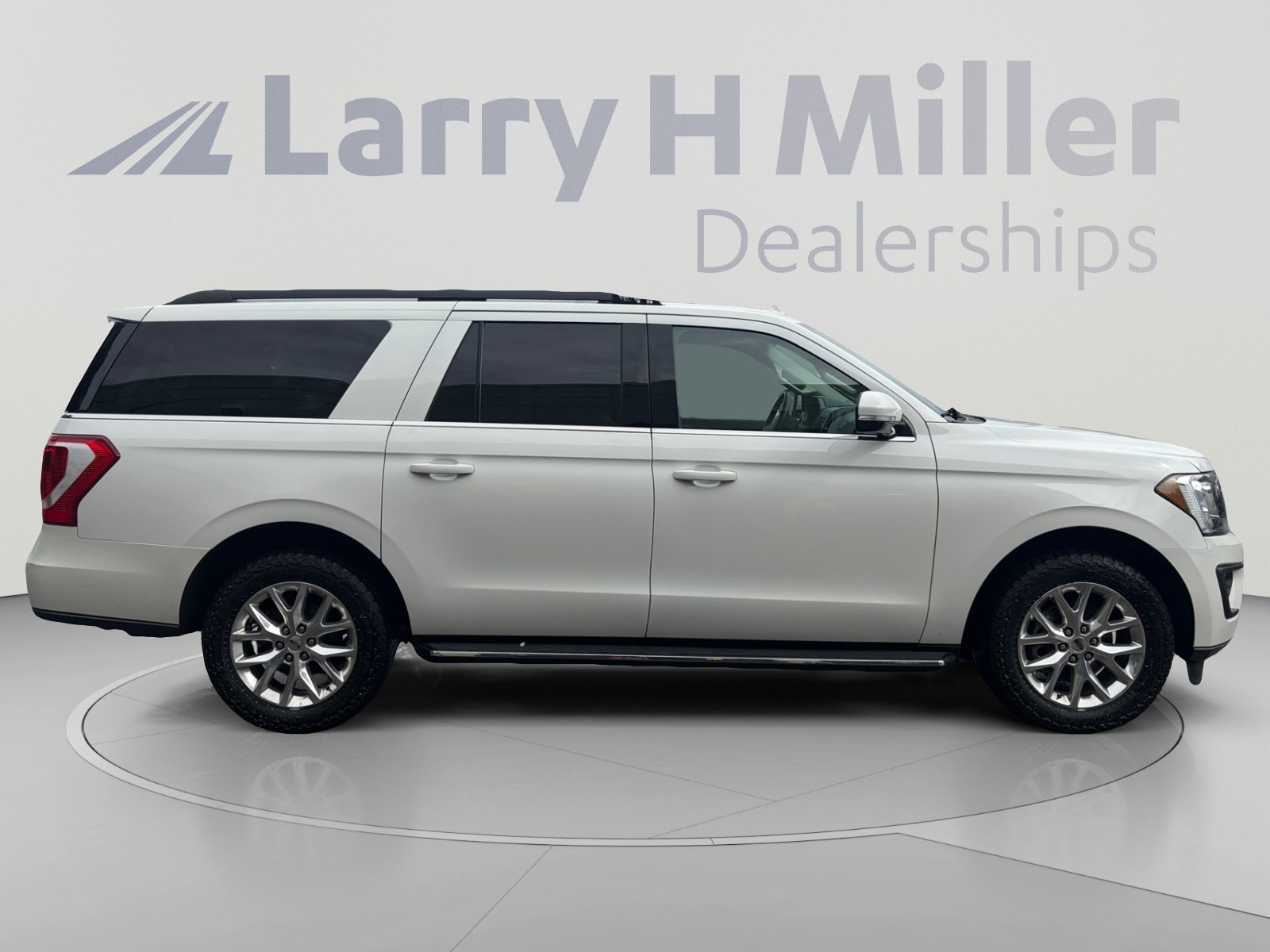 Certified 2020 Ford Expedition Max XLT w/ Equipment Group 202A AWD/4WD image 6