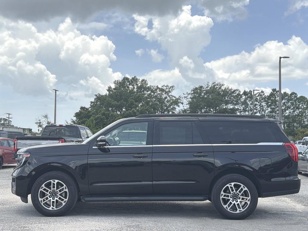 Certified 2025 Ford Expedition Max Active RWD image 7