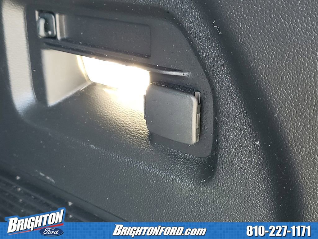 Certified 2024 Ford Explorer XLT w/ Equipment Group 202A image 8