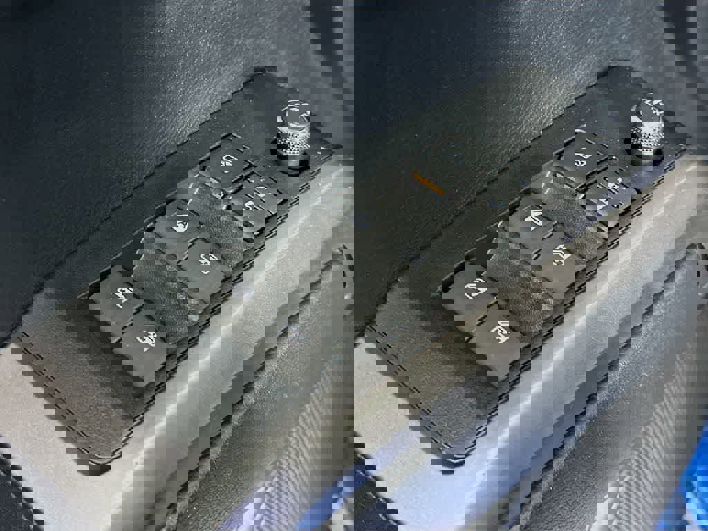 Used 2018 Toyota Tacoma SR5 RWD image 27