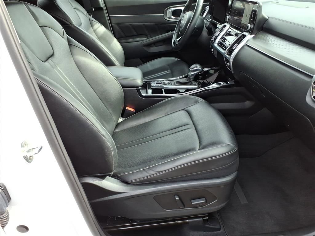 Used 2022 Kia Sorento SX image 8