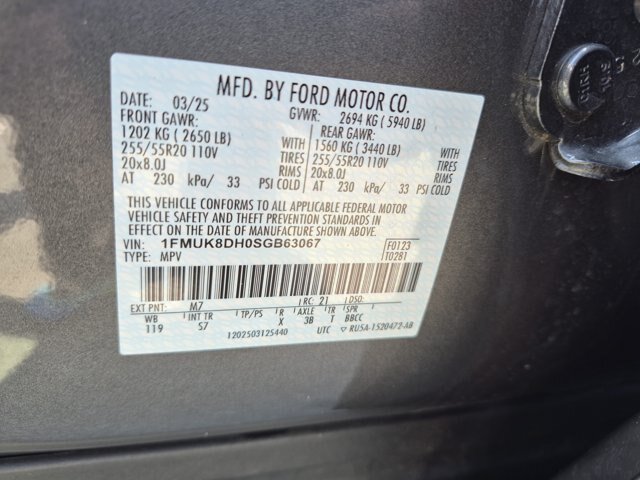 Certified 2025 Ford Explorer Active w/ Active Comfort Package AWD/4WD image 39