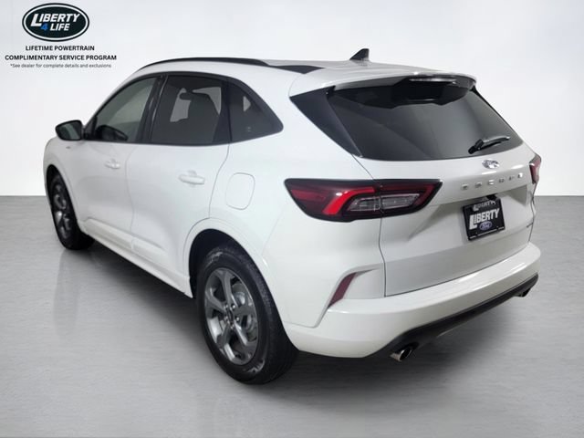 Certified 2023 Ford Escape ST-Line AWD/4WD image 5