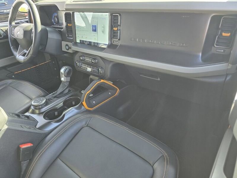 Certified 2022 Ford Bronco Badlands AWD/4WD image 11