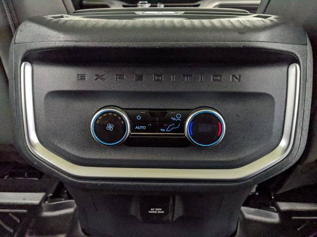 Certified 2025 Ford Expedition Active AWD/4WD image 19
