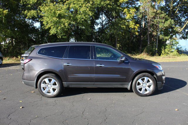 Used 2017 Chevrolet Traverse Premier AWD/4WD image 14