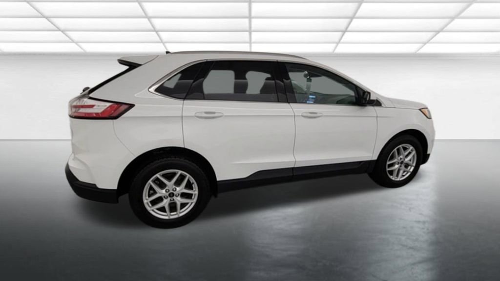 Certified 2022 Ford Edge SEL w/ Convenience Package image 9