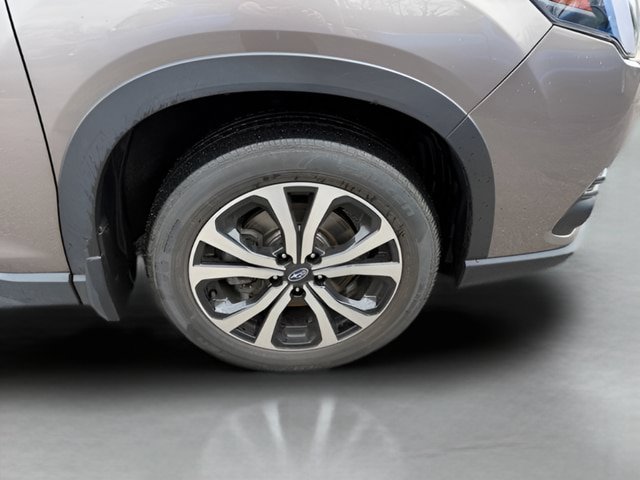 Used 2023 Subaru Forester Limited AWD/4WD image 26