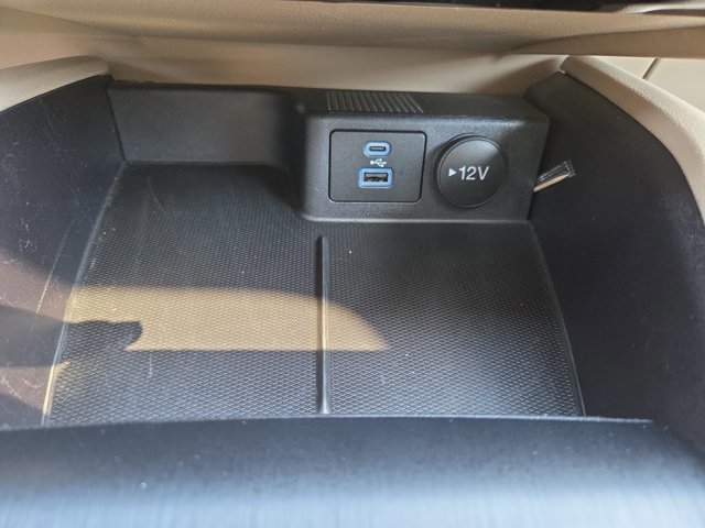 Certified 2022 Ford Escape SEL FWD image 25