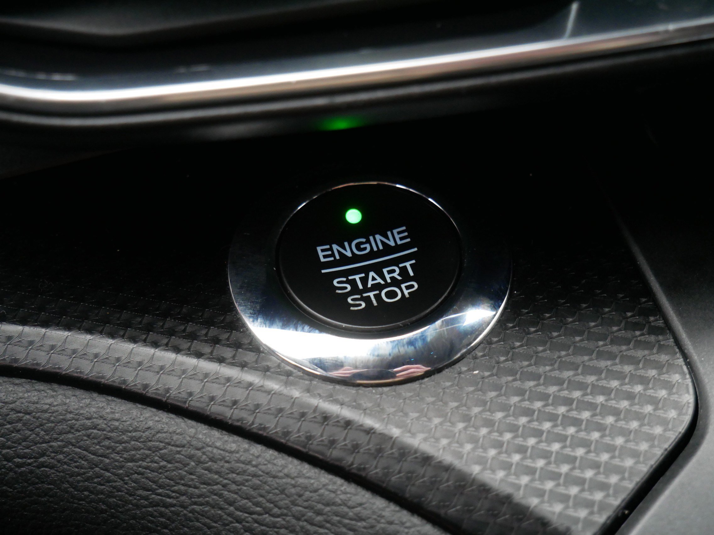 Certified 2020 Ford Explorer ST image 30