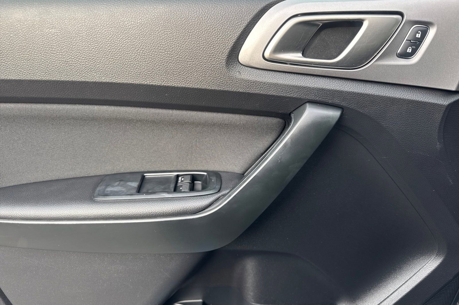 Certified 2020 Ford Ranger XLT w/ Equipment Group 301A Mid image 12