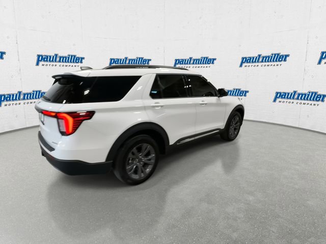 Certified 2025 Ford Explorer Active w/ Active Comfort Package AWD/4WD image 11