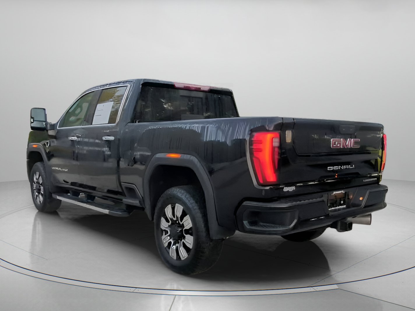Used 2024 GMC Sierra 2500 Denali w/ Denali Reserve Package AWD/4WD image 21
