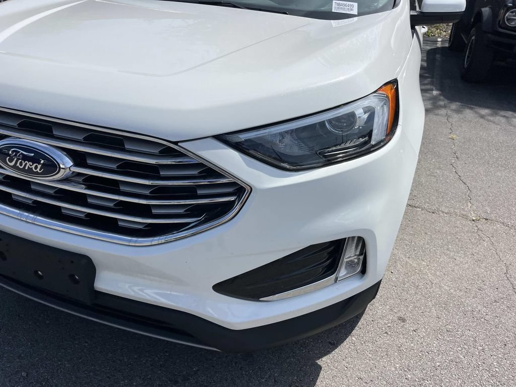 Certified 2022 Ford Edge SEL w/ Convenience Package AWD/4WD image 11