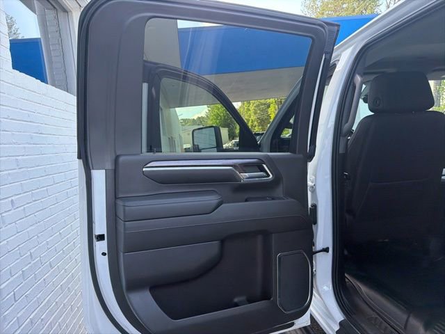 Used 2024 Chevrolet Silverado 2500 LTZ w/ LTZ Plus Package AWD/4WD image 12