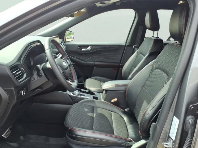 Certified 2024 Ford Escape ST-Line w/ Tech Pack #1 AWD/4WD image 16