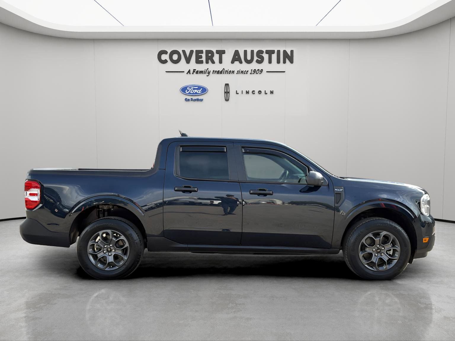 Certified 2022 Ford Maverick XLT image 6