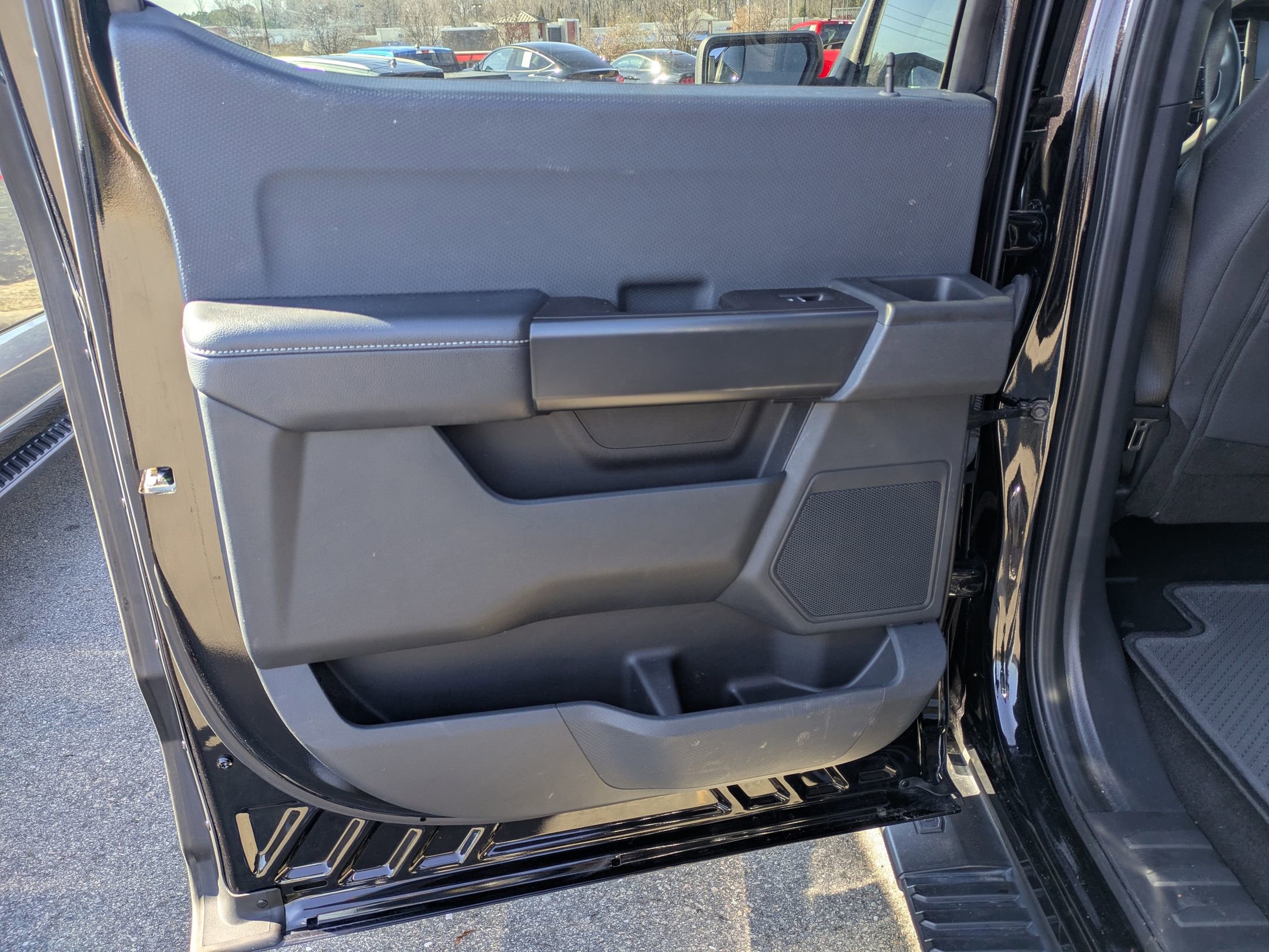 Certified 2022 Ford F150 XL w/ STX Appearance Package image 24