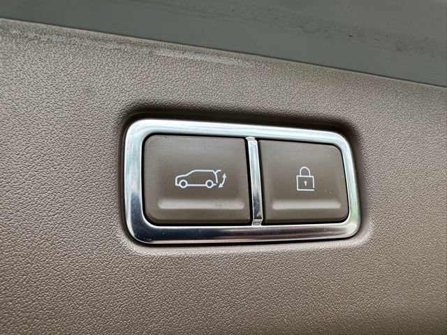 Used 2024 Kia EV9 GT-Line AWD/4WD image 16
