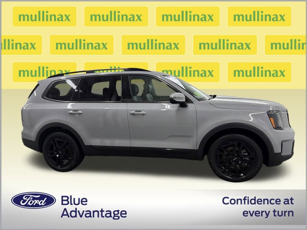 Used 2024 Kia Telluride EX X-Line image 2