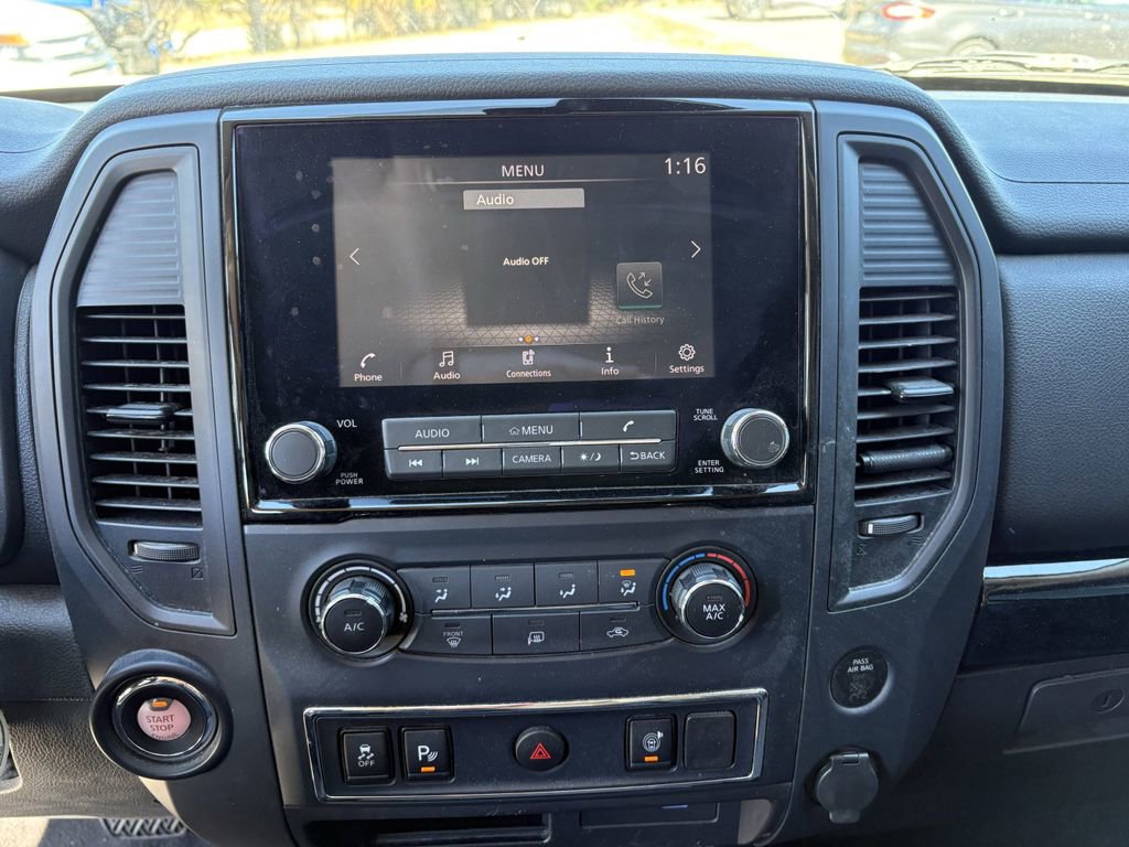 Used 2022 Nissan Titan SV image 22