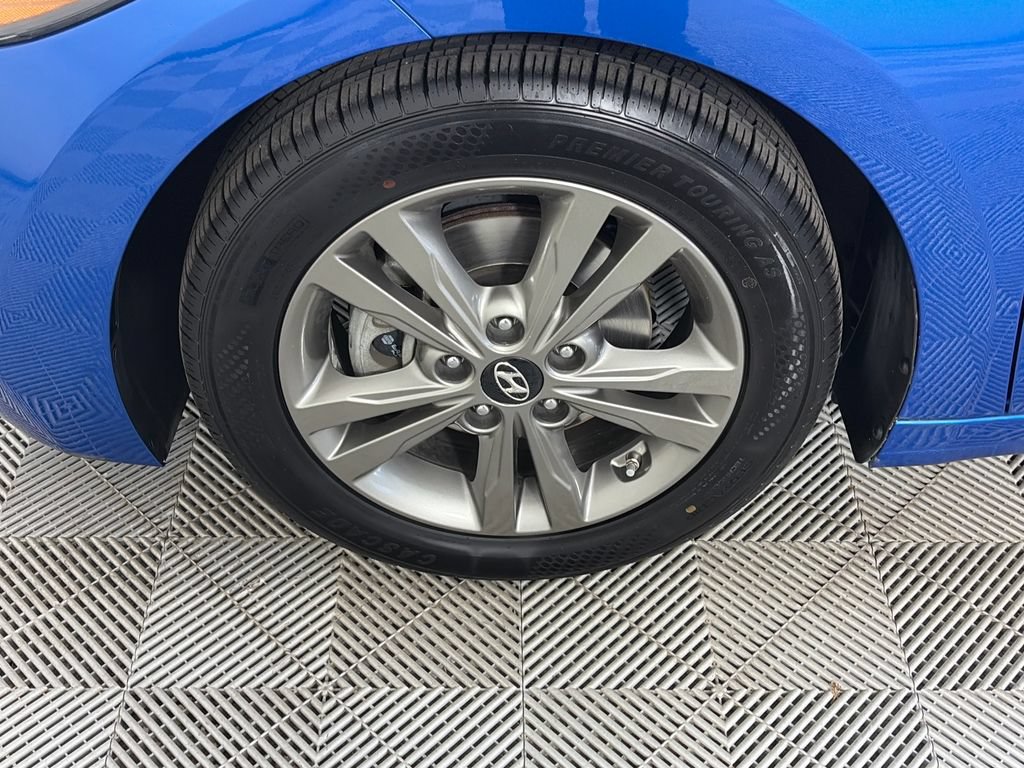 Used 2018 Hyundai Elantra Value Edition FWD image 8