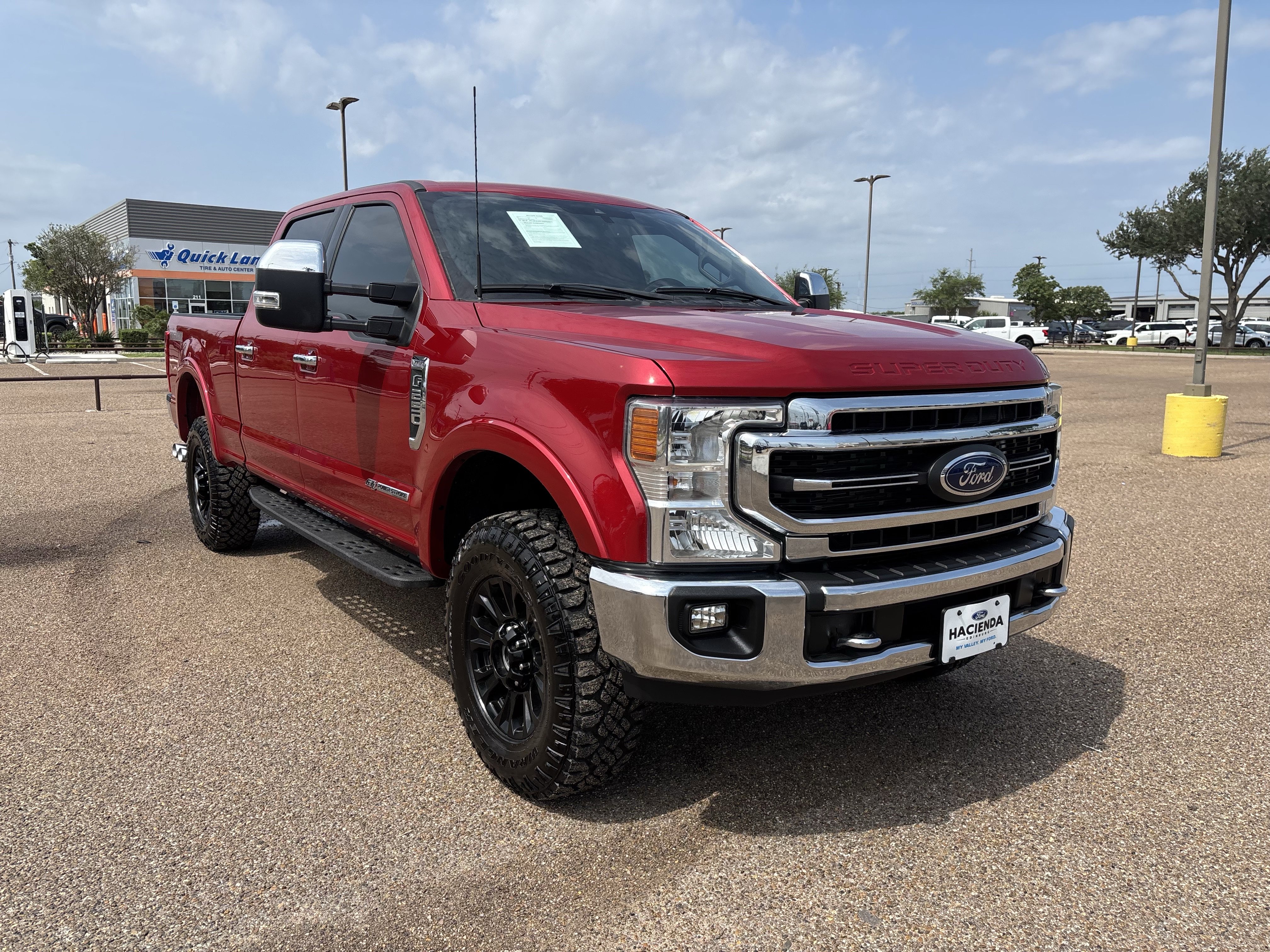 Certified 2022 Ford F250 Lariat w/ Tremor Off-Road Package AWD/4WD image 5