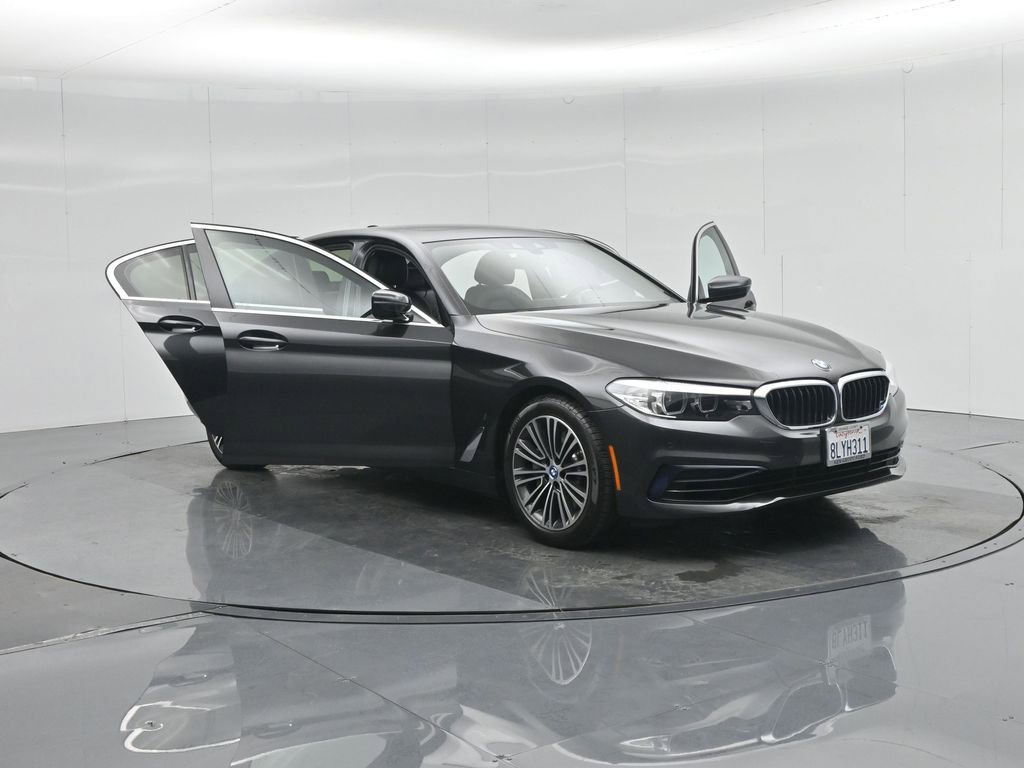 Used 2019 BMW 530e w/ Convenience Package image 37