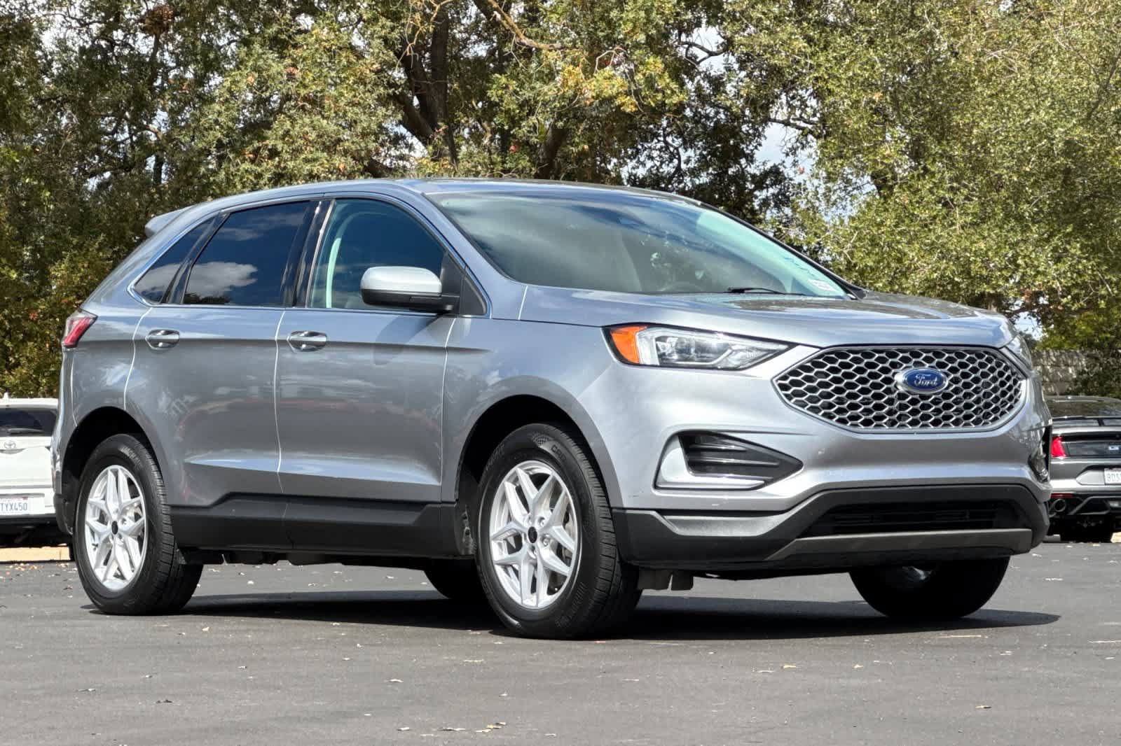 Certified 2024 Ford Edge SEL AWD/4WD image 9