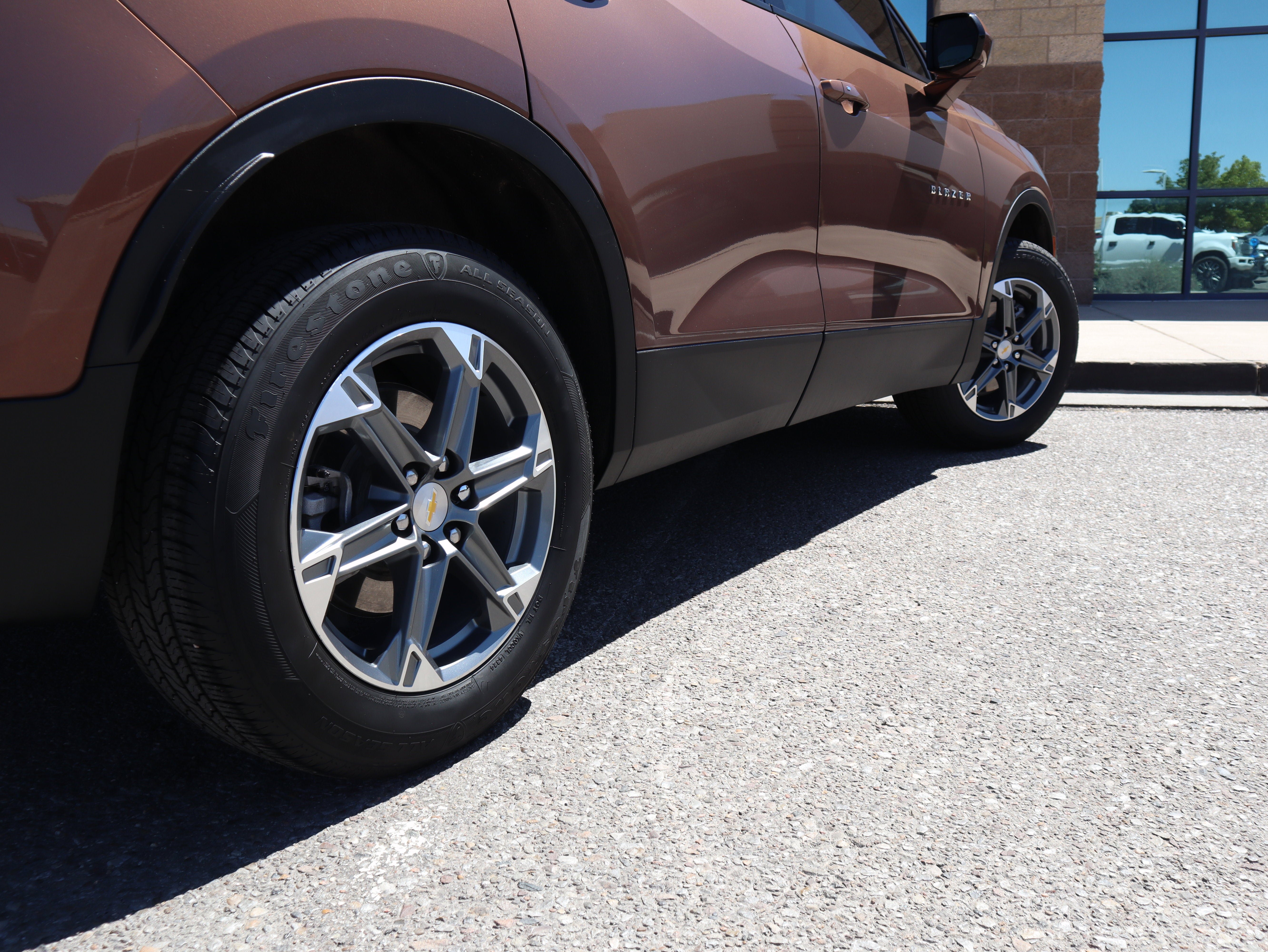 Used 2023 Chevrolet Blazer LT FWD image 11