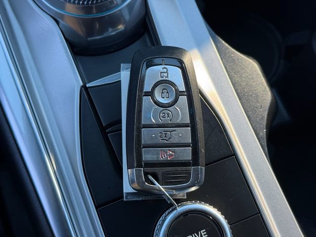 Certified 2022 Ford Explorer XLT w/ Equipment Group 202A image 13