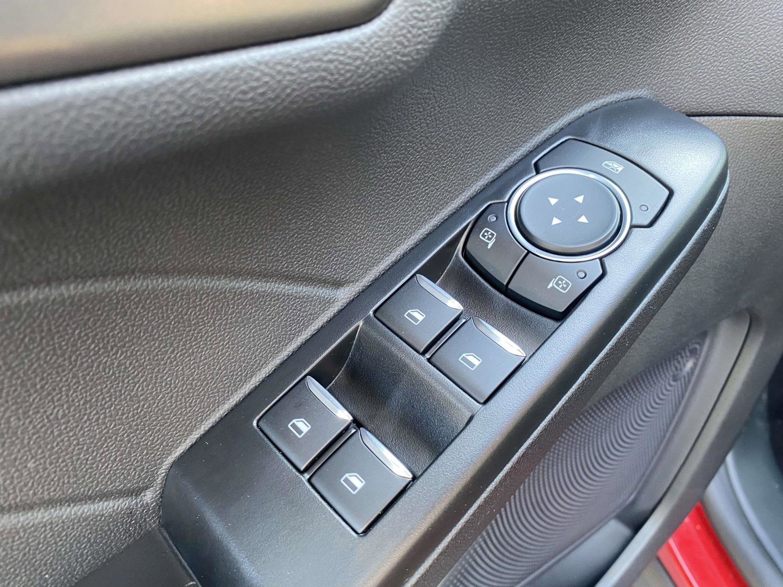 Certified 2025 Ford Escape Active FWD image 18