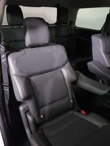 Certified 2025 Ford Expedition Active AWD/4WD image 11
