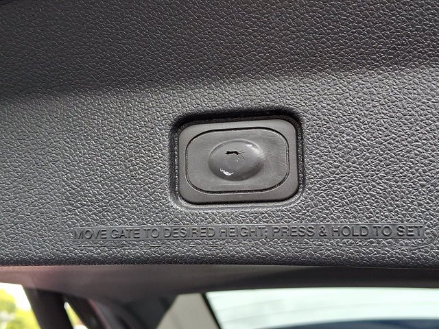 Certified 2017 Ford Explorer Platinum AWD/4WD image 35