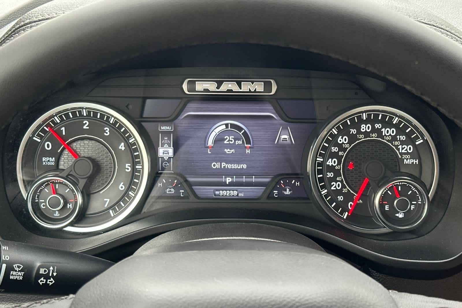 Used 2025 RAM 1500 Laramie AWD/4WD image 25