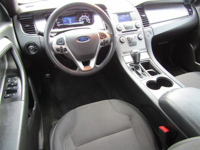 Certified 2018 Ford Taurus SEL image 2